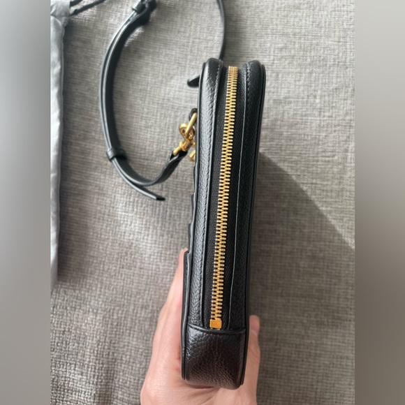 Authentic Balenciaga body bag - Picture 11 of 15